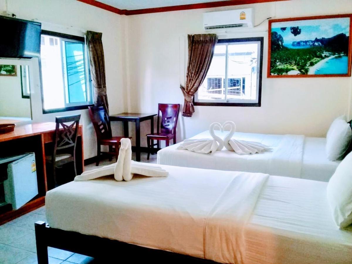 Отель Golden Bee Phiphi Экстерьер фото