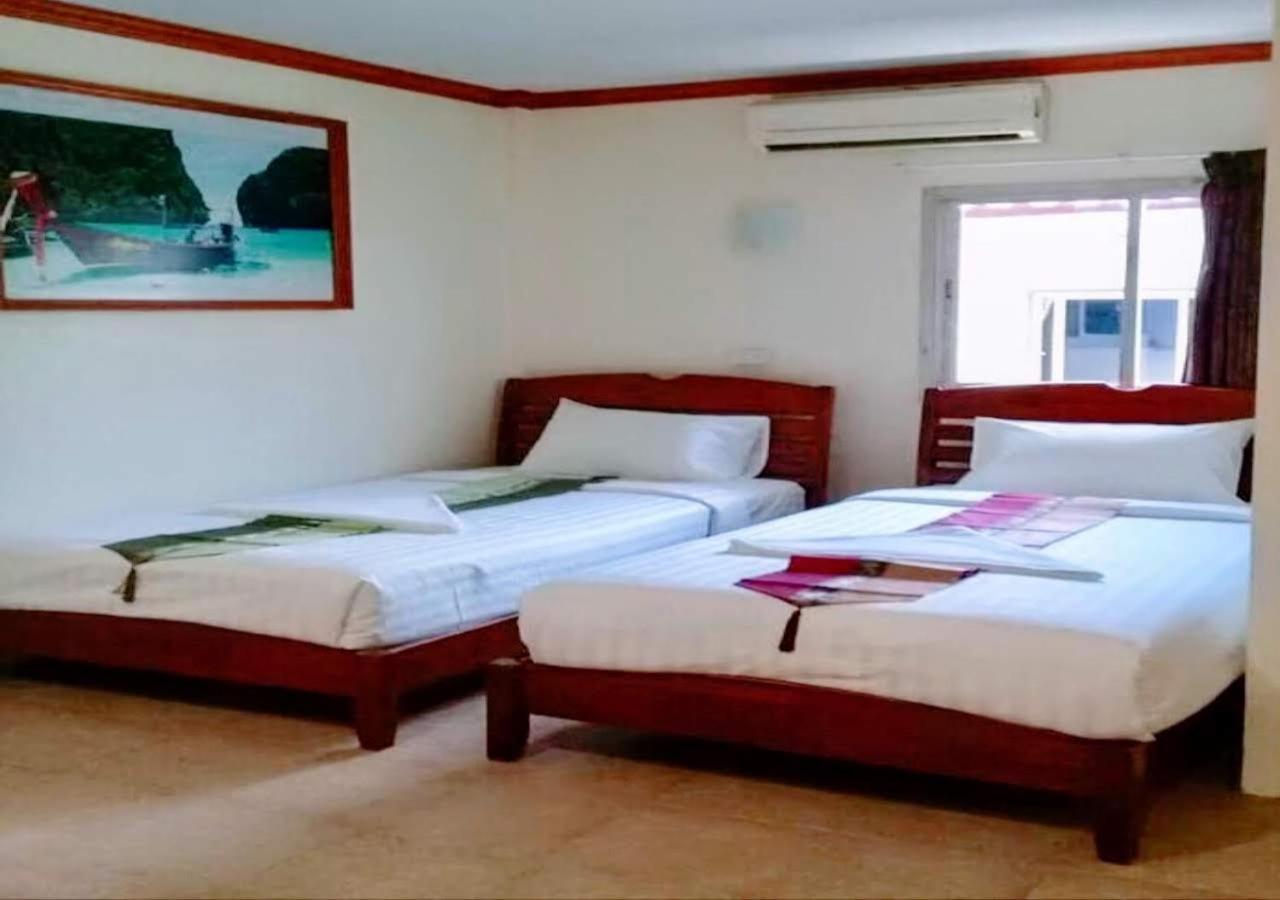 Отель Golden Bee Phiphi Экстерьер фото